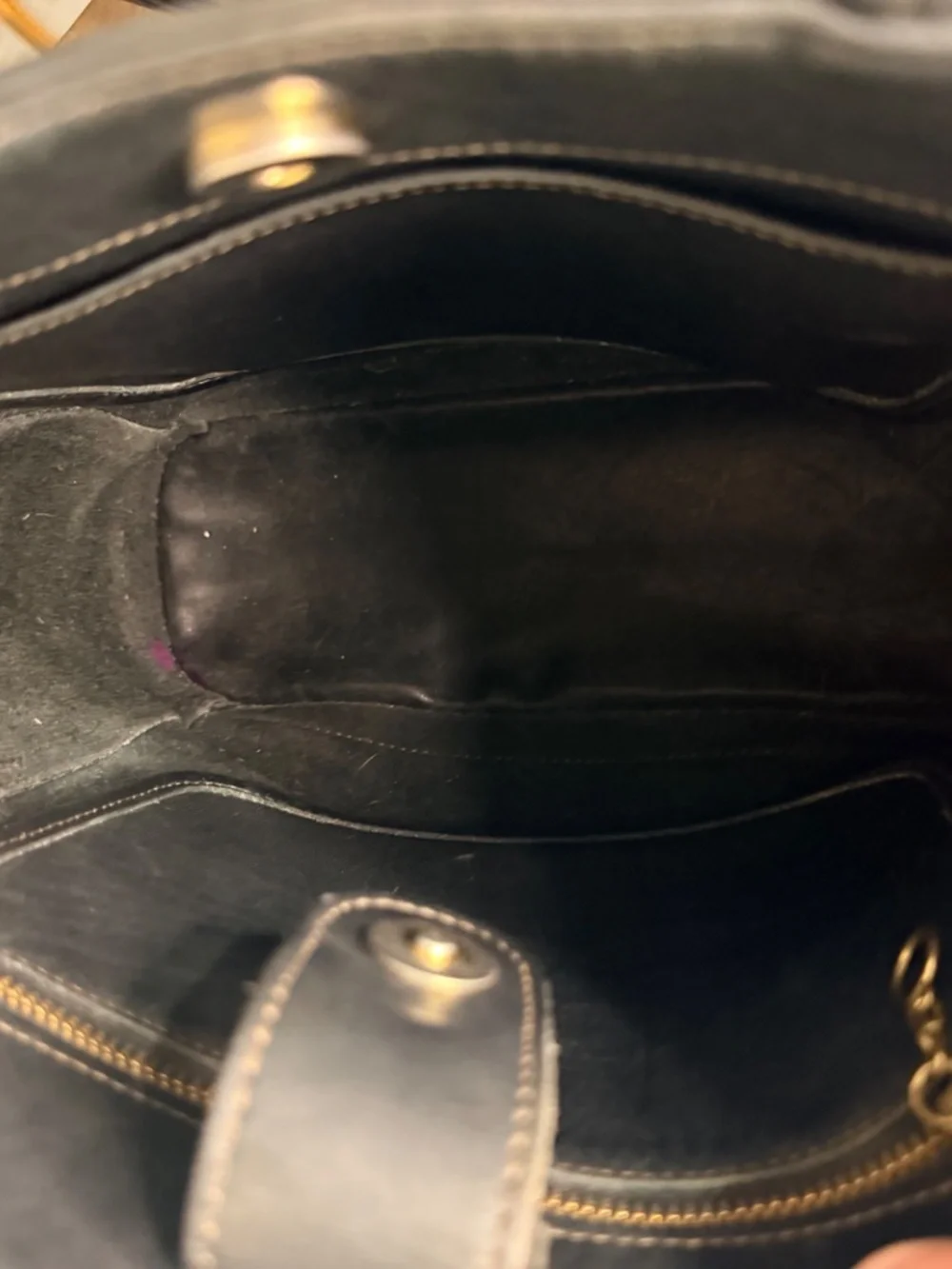 Vintage Coach Bleeker Bag (no hang tag)